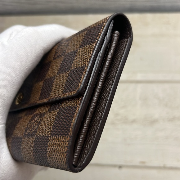 Louis Vuitton Damier Sarah Long Wallet - Picture 8 of 16